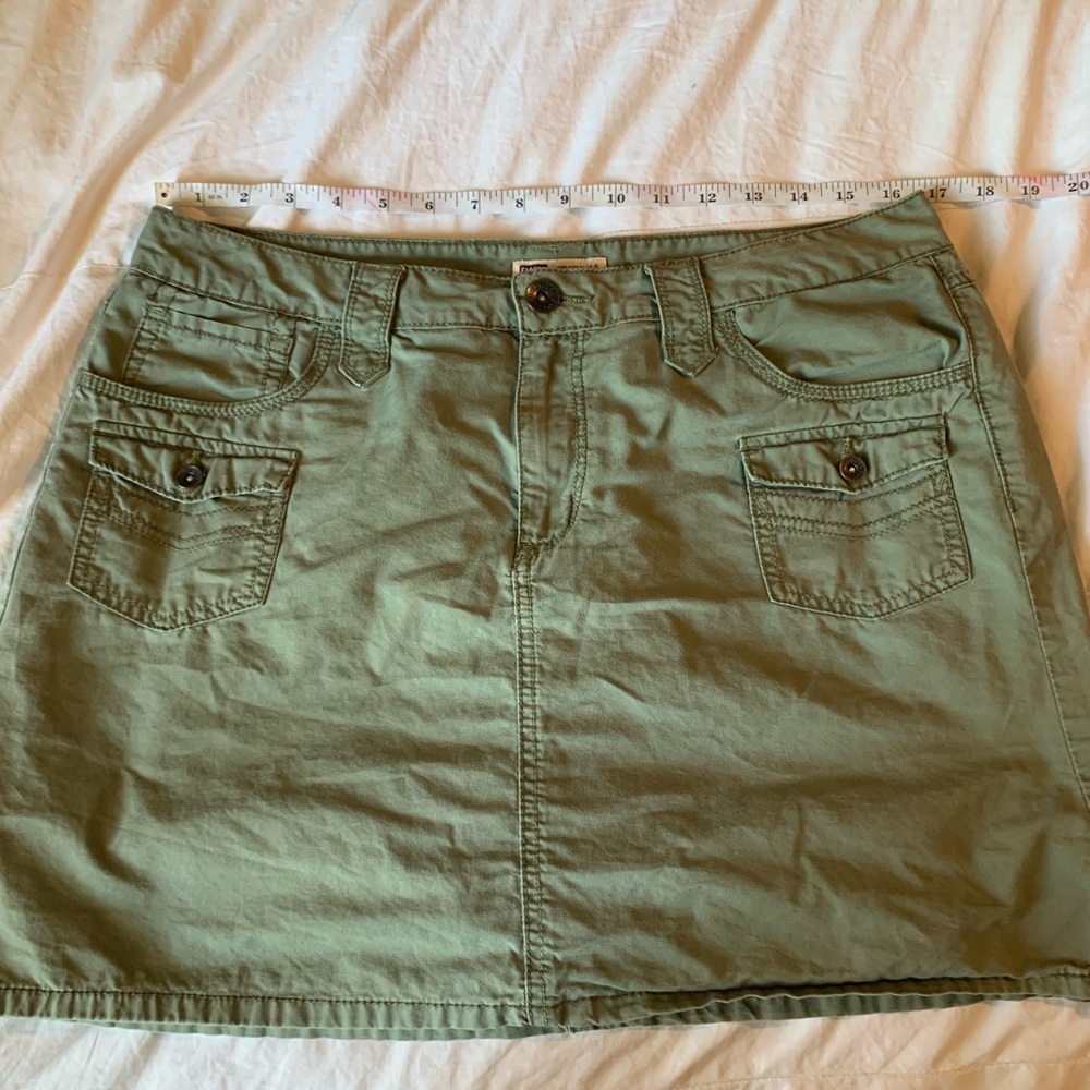 Olive green Faded Glory size 14 skort / skirt